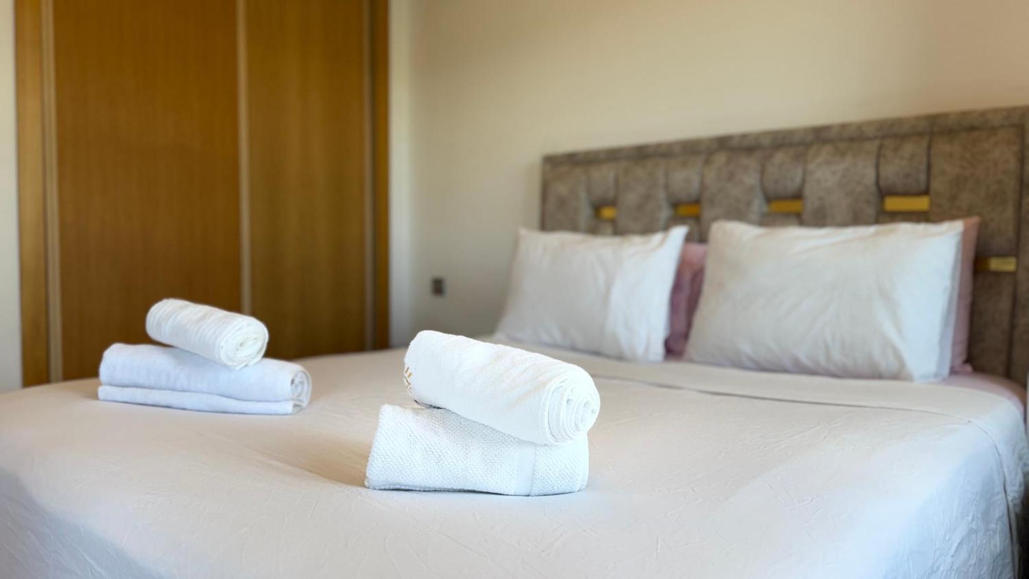 Apartment Confort Vue I Piscine Et Parking I Exclusivement Aux Familles Tangier