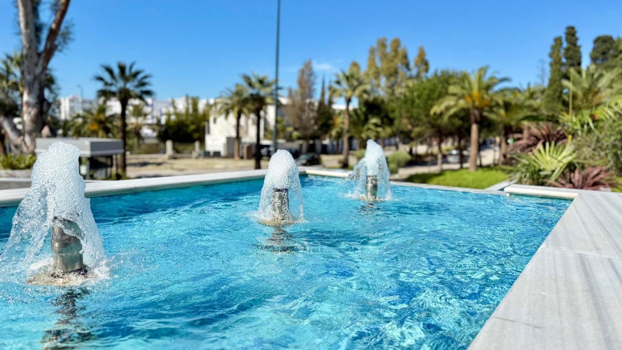 Confort Vue I Piscine Et Parking I Exclusivement Aux Familles *